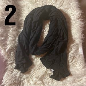 Scarves! Free w/ purchase!